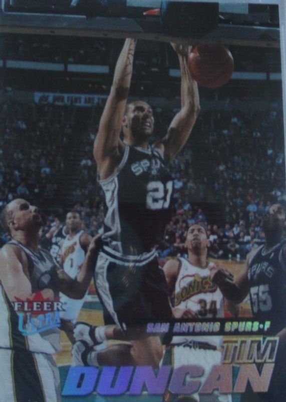 Tim Duncan 2000 Fleer Ultra #187 Base PSA 10