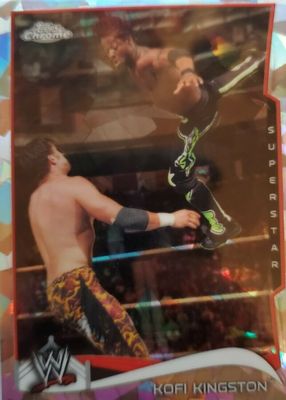 2014 Topps Chrome WWE #29 Atomic Refractor