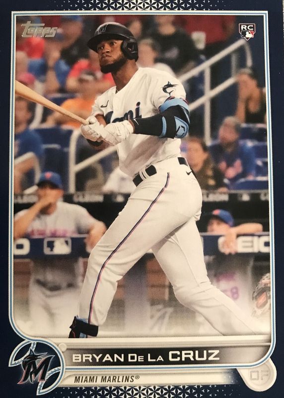 2022 Topps #22 Royal Blue