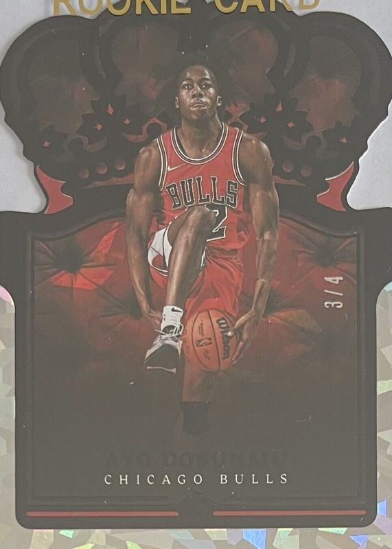 Ayo Dosunmu 2021 Crown Royale #85 FOTL Black Crystal /4 Rookie SGC 9.5