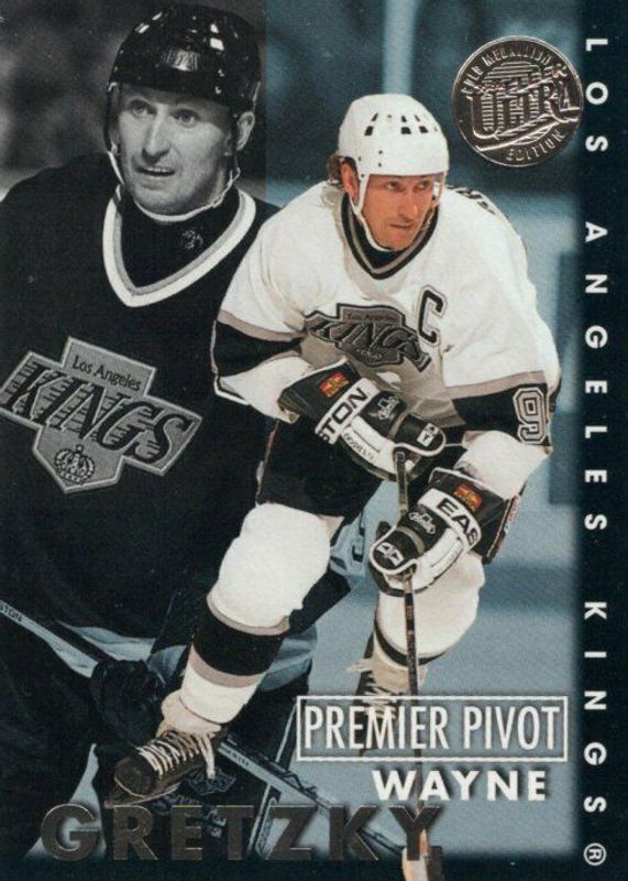 Wayne Gretzky 1995 Fleer Ultra #3 Premier Pivot - Gold Medallion BGS 9.5