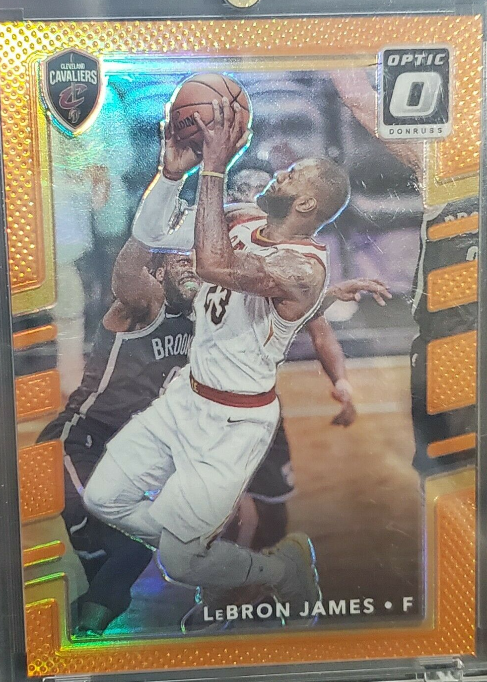 LeBron James 2017 Optic #27 Orange /199 Price Guide - Sports