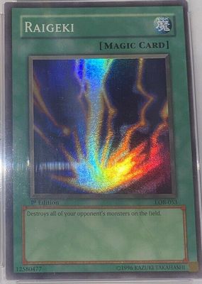 2002 Legend of Blue Eyes White Dragon #LOB-053 1st Edition (Super Rare)