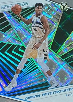 2018 Revolution #41 Cosmic /100