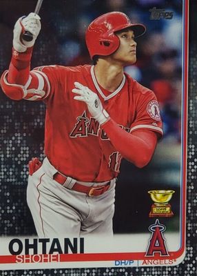 2019 Topps #250 Black /67 (Swinging)
