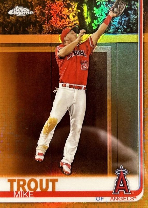 Mike Trout 2019 Topps Chrome #200 Orange Refractor /25 (Jumping) BGS 9.5