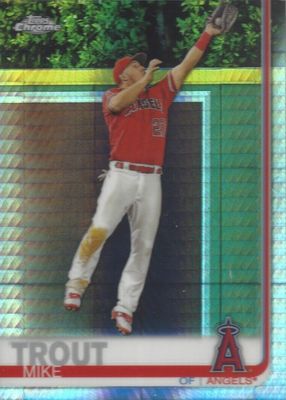 2019 Topps Chrome #200 Prism Refractor (Jumping)