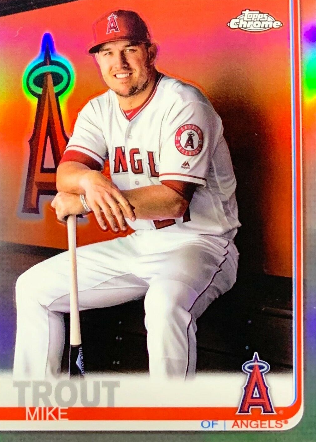 Mike Trout 2019 Topps Chrome #200 SP Variation (Sitting in