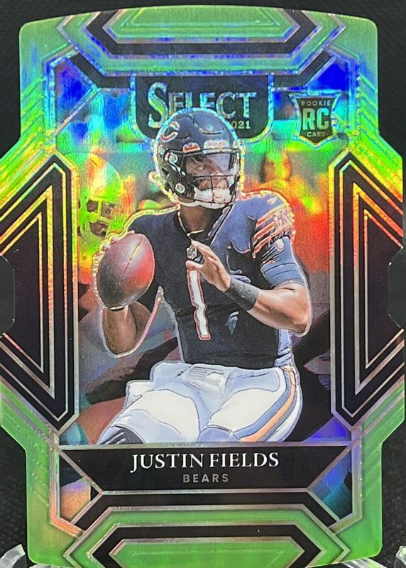 Justin Fields 2021 Select #250 Club Level Neon Green Die-Cut /349 Rookie PSA 10