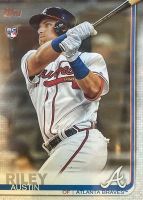 2019 Topps Update #US100 Base (Batting)