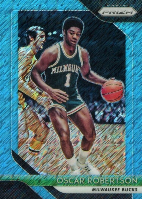 Oscar Robertson 2018 Prizm #125 FOTL Blue Shimmer /7 PSA 9