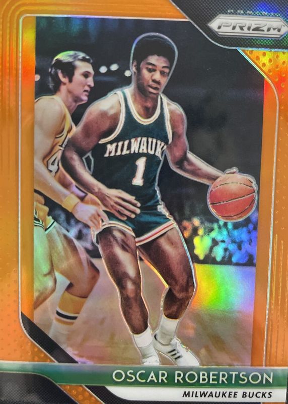 Oscar Robertson 2018 Prizm #125 Orange /49 PSA 9