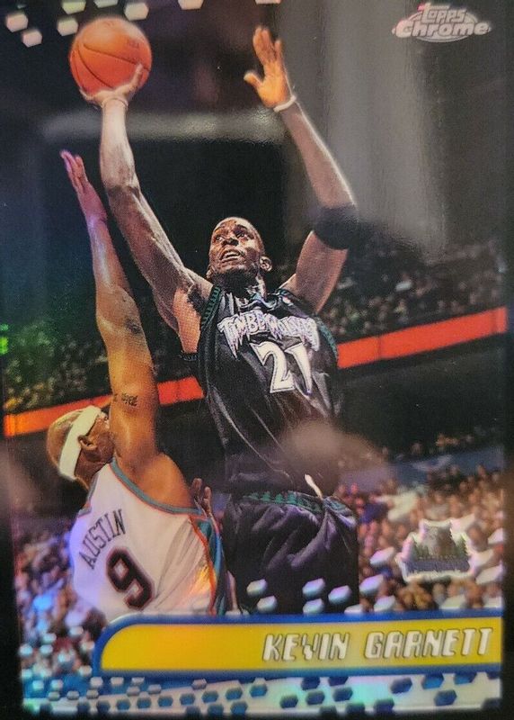 Kevin Garnett 2001 Topps Chrome #21 Black Refractor /50 RAW