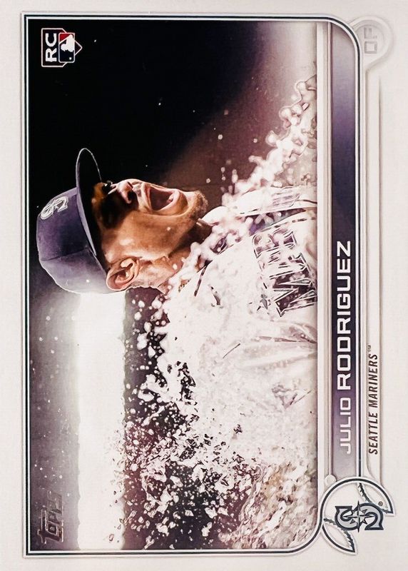 2022 Topps Update #US44 SP Variation (Gatorade Bath)