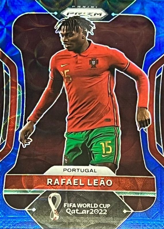 Rafael Leao 2022 Prizm World Cup #181 Choice Blue /135 PSA 10