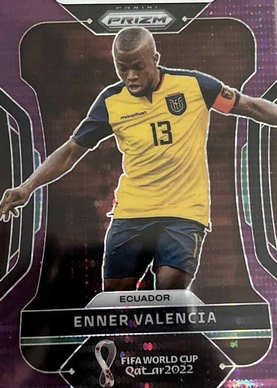 Enner Valencia 2022 Prizm World Cup #77 Breakaway Purple /35 PSA 9