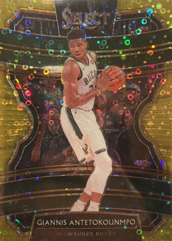 Giannis Antetokounmpo 2019 Select #22 Concourse Gold Disco /10 PSA 10