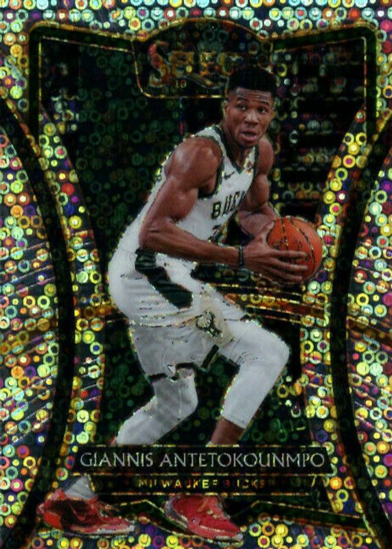 Giannis Antetokounmpo 2019 Select #148 Premier Level Disco PSA 9