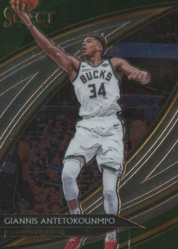 Giannis Antetokounmpo 2019 Select #246 Courtside PSA 10