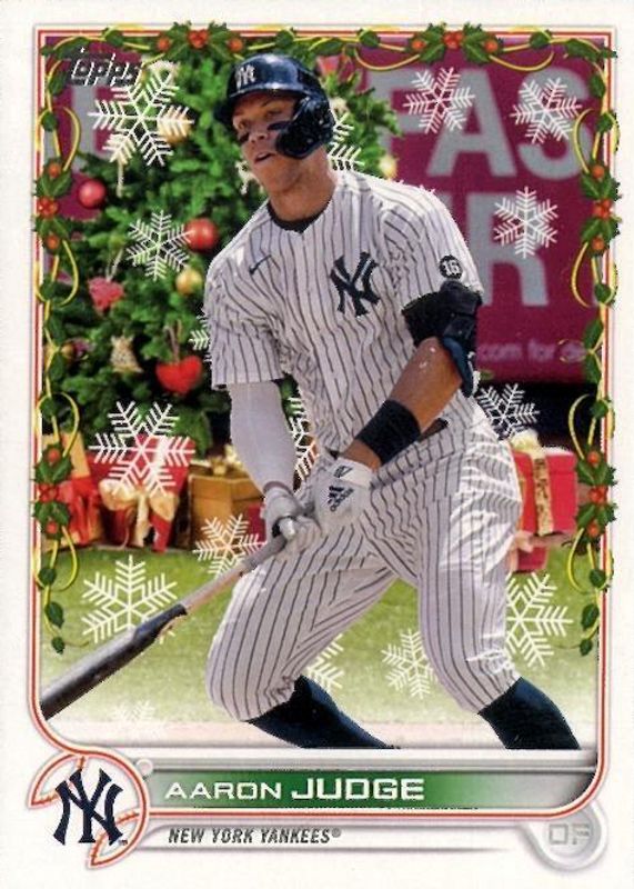 Aaron Judge 2022 Topps Holiday #HW1 SSSP Variation (Christmas Tree in Background) RAW