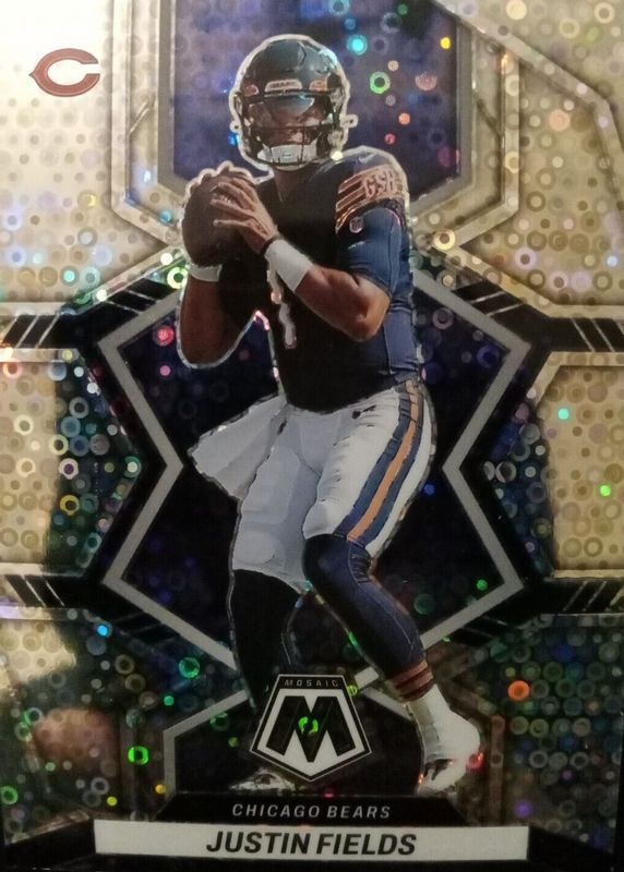 Justin Fields 2022 Mosaic #33 No Huddle RAW