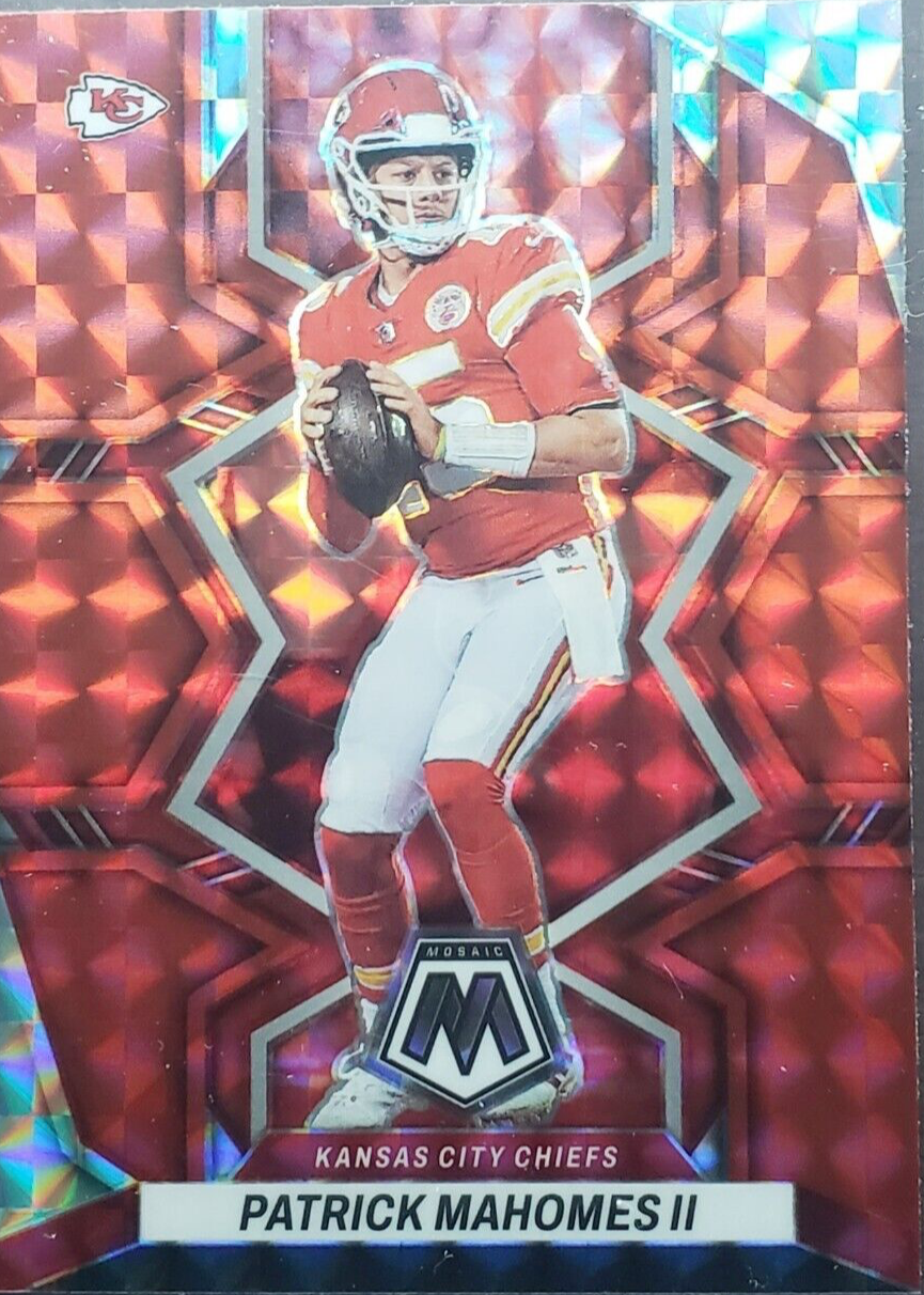 Patrick Mahomes II 2022 Mosaic #94 Red Price Guide - Sports