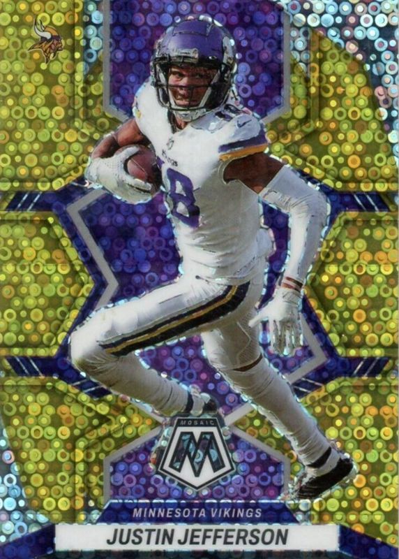 Justin Jefferson 2022 Mosaic #129 No Huddle Gold /10 RAW