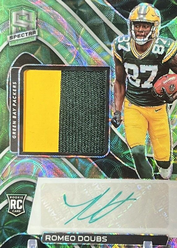 Romeo Doubs 2022 Spectra #238 Rookie Patch Auto - Neon Green /35 RAW