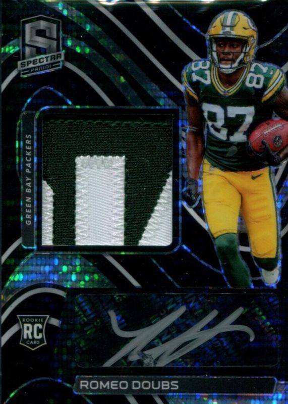 Romeo Doubs 2022 Spectra #238 Rookie Patch Auto - Neon Black Light /10 RAW