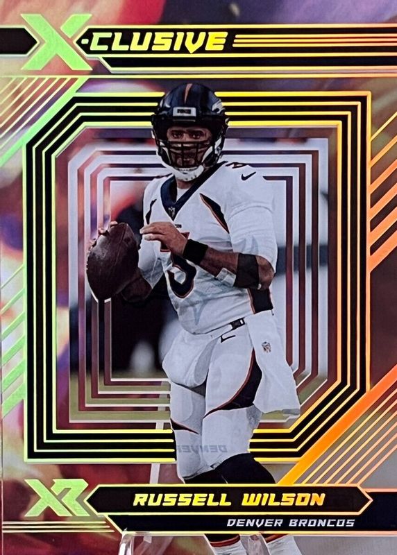 Russell Wilson 2022 XR #XC-8 X-Clusive /(SSP) RAW