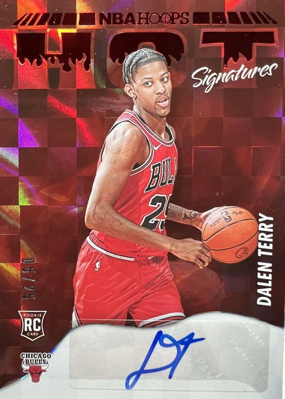 Dalen Terry 2022 Hoops #HSR-DTY Hot Signatures Rookies - Red /25 RAW