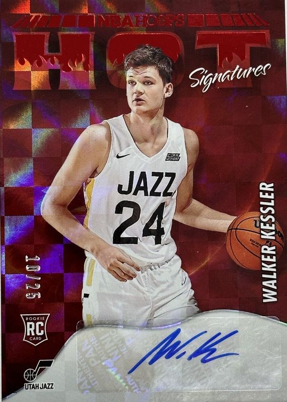 Walker Kessler 2022 Hoops #HSR-WKS Hot Signatures Rookies - Red /25 Rookie PSA 10