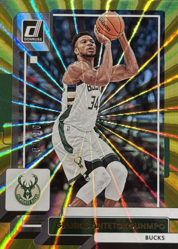 Giannis Antetokounmpo 2022 Donruss #53 Holo Gold Laser /10 PSA 10