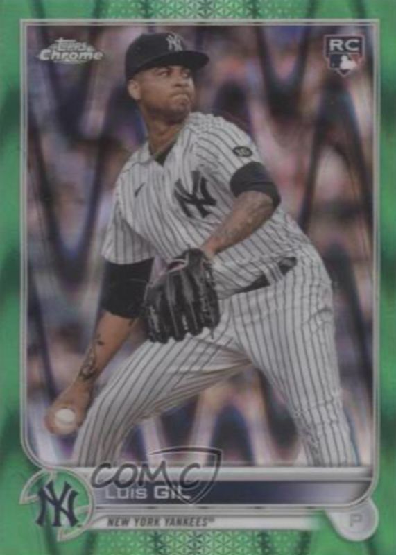 Luis Gil 2022 Topps Chrome Sonic #202 Green RayWave Refractor /99 Rookie RAW