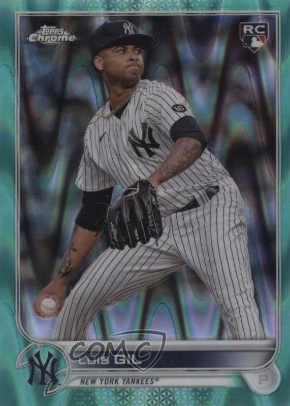 Luis Gil 2022 Topps Chrome Sonic #202 Aqua RayWave Refractor /199 Rookie RAW