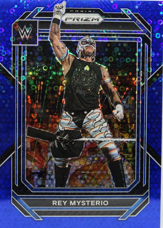 Rey Mysterio 2023 Prizm WWE #112 Under Card Blue /25 PSA 10