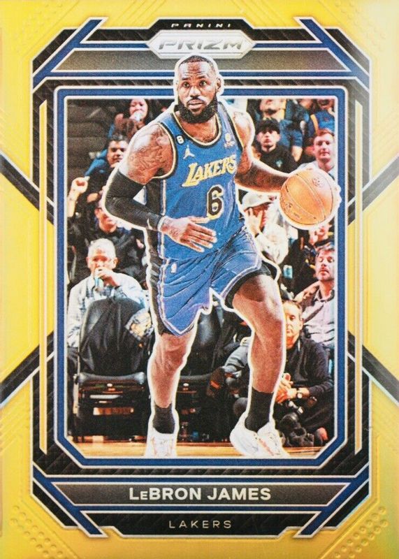 LeBron James 2022 Prizm #134 Gold /10 PSA 10