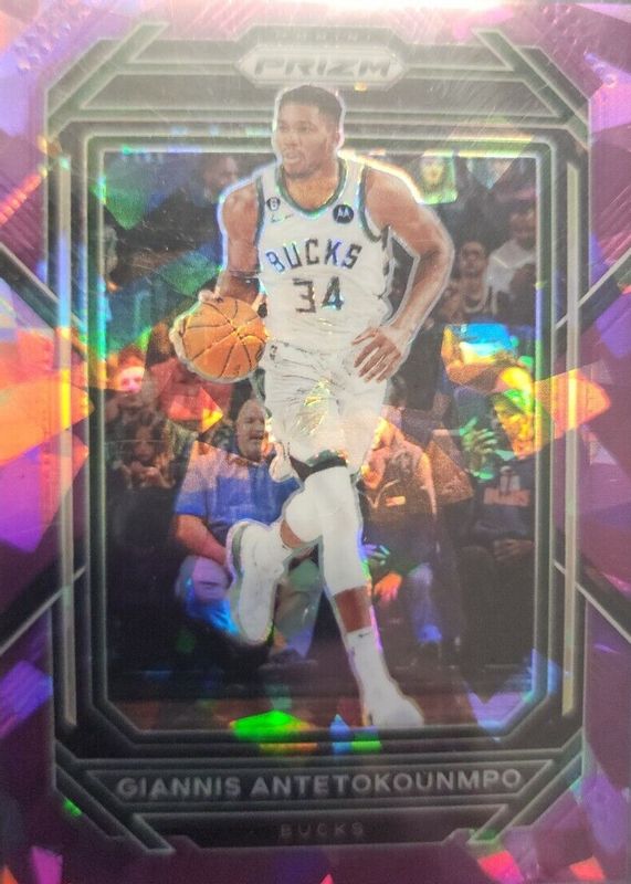 Giannis Antetokounmpo 2022 Prizm #96 Purple Ice /149 PSA 9