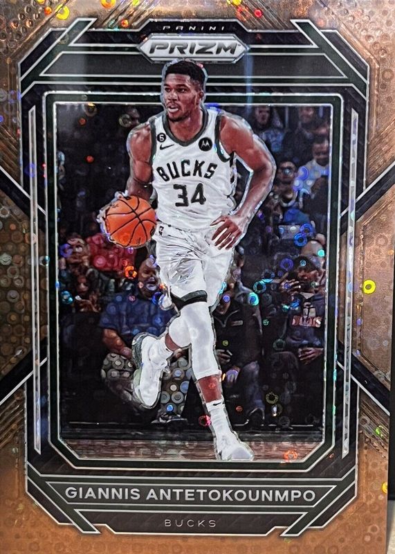 Giannis Antetokounmpo 2022 Prizm #96 Fast Break Bronze /20 PSA 10