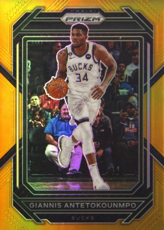 Giannis Antetokounmpo 2022 Prizm #96 Gold /10 PSA 10