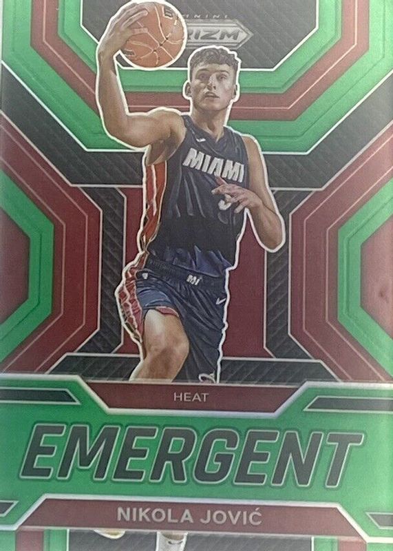 Nikola Jovic 2022 Prizm #17 Emergent - Green Rookie PSA 10