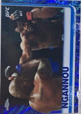 2019 Topps Chrome UFC #55 Blue Wave Refractor /75