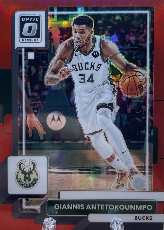 Giannis Antetokounmpo 2022 Optic #75 Red /99 PSA 10