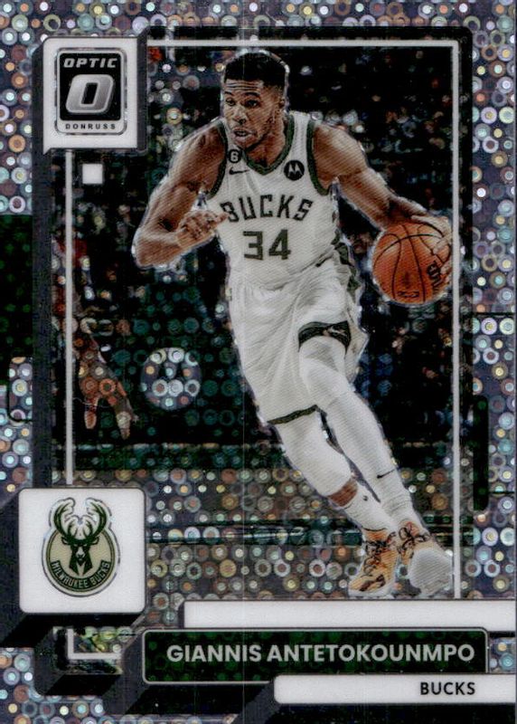 Giannis Antetokounmpo 2022 Optic #75 Fast Break PSA 10