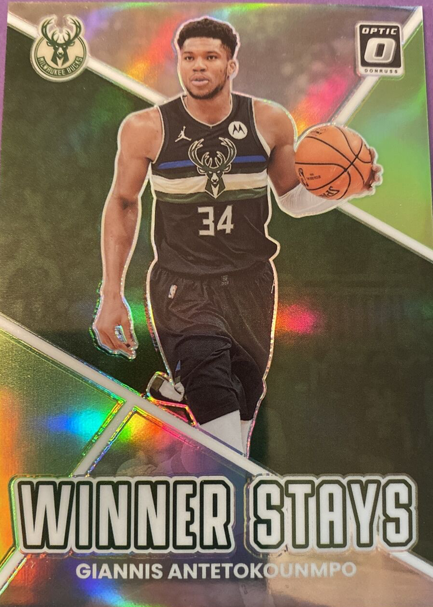 Giannis Antetokounmpo 2022 Optic #12 Winner Stays - Lime