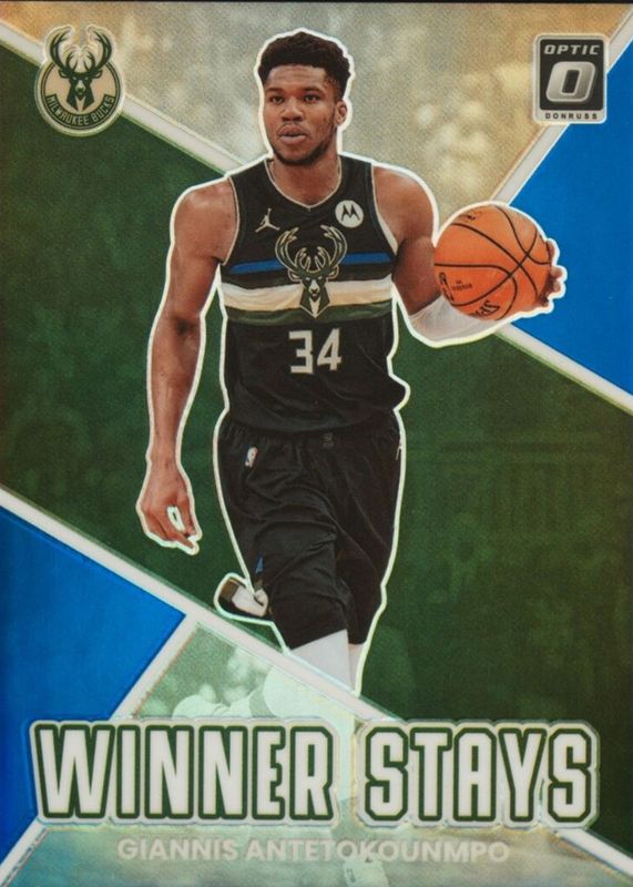 Giannis Antetokounmpo 2022 Optic #12 Winner Stays - Blue /85 PSA 10