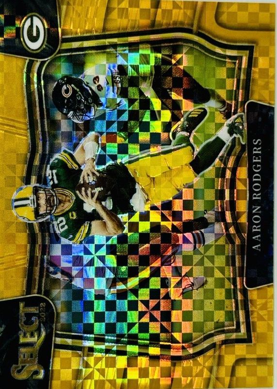 Aaron Rodgers 2022 Select #404 Field Level Gold /10 RAW