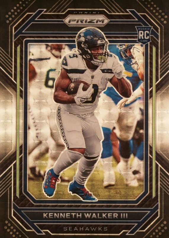 Kenneth Walker III 2022 Chronicles #PB-19 Prizm Black - Gold Vinyl /5 Rookie BGS 9