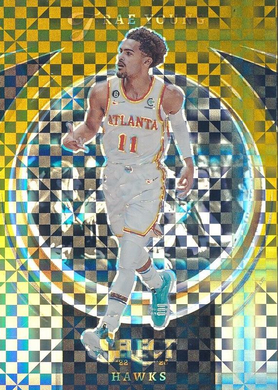 Trae Young 2022 Select #19 Select Certified - Gold /10 RAW