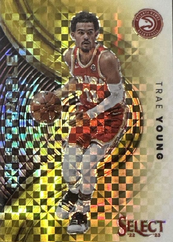 Trae Young 2022 Select #1 Unstoppable - Gold /10 RAW